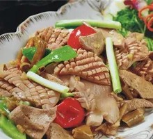 Stir-fried Liver and Kidney in Old Jar