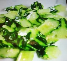Garlic Cucumber Salad