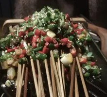 Desert Garlic Pork Ribs