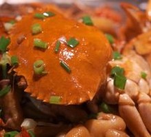 Steamed Crab with Sauce