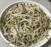 Bean sprouts