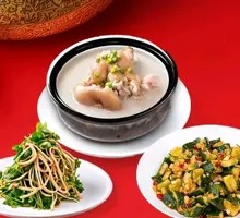 Tender Pig's Trotter