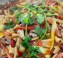 Qianjiang Chicken Offal Hot Pot