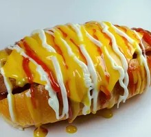 Cheese Bacon Hot Dog