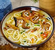 Spicy Pepper Chicken Offal Rice Noodles