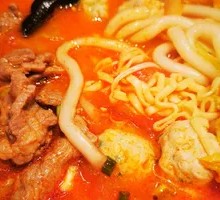Sour-Sweet Tomato Beef Hot Pot