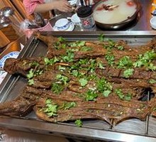 Quality Charcoal-Roasted Lamb Leg