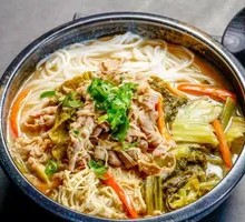 Sour Cabbage and Pork Noodles