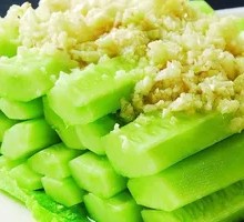 Garlic-Pressed Cucumber