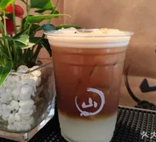 Elderflower Scented Cold Brew Americano