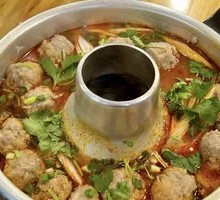 Stewed Tomato Meatballs