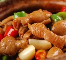 Braised Intestine Rice Bowl