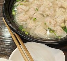 Sichuan-style Dumplings with Sauce