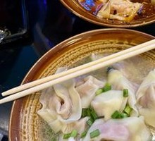 Old Spicy Golden Hook Dumplings