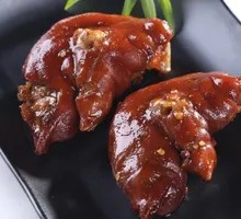 Braised Pork Trotter in Soy Sauce