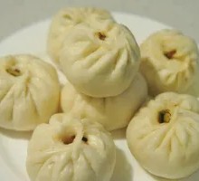 Saucy Pork Steamed Buns