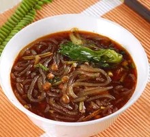 Spicy and Sour Rice Noodles with Chili Shell