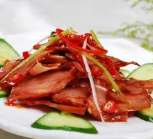 Pickled Garlic with Pork Snout