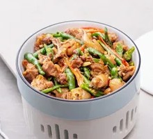 Spicy Green Pepper Chicken