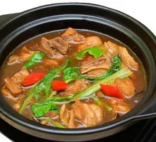 Fried Chicken with Vermicelli in Brown Sauce