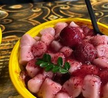 Bayberry Ice Shaved Soup Dumplings