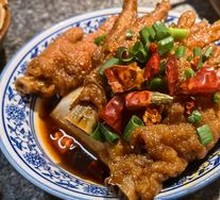 Braised Chicken Feet with Tiger Skin
