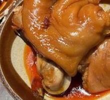 Signature Braised Pig Trotters