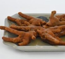 Braised Chicken Feet in Old Sauce