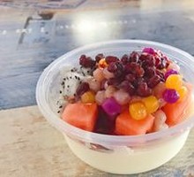 Fruit Double-Yolk Custard