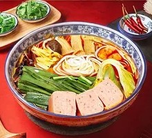 Hot Pot Luncheon Meat Noodles