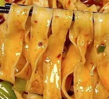 Red Soup Knife-Sliced Noodles