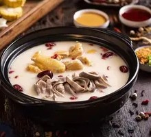 Wild Mushroom Pig's Tripe Chicken