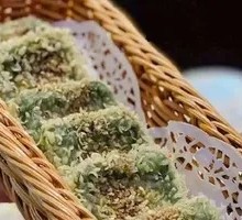 Wild Vegetable Glutinous Rice Dumplings