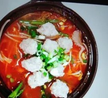 Three Delicacies Meatball Rice Noodles
