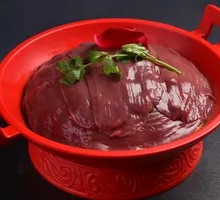 Sliced Pork Kidney with Big Knife