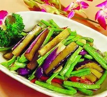 Eggplant and Green Bean Stir-fry