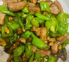 Stir-Fried Pork with Green Peppers
