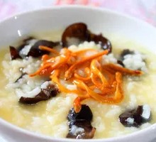 Caterpillar Mushroom and Crab Meat Congee