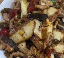 Fried Tofu Skin with Pork Strips