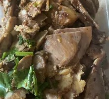 Braised Pork with Walnuts