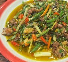 Spicy Green Pepper Chicken