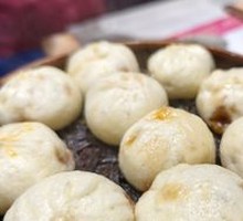 Signature Soy Sauce Pork Bun
