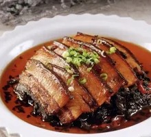 Braised pork with glutinous rice