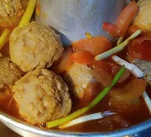 Tomato Meatball Hot Pot