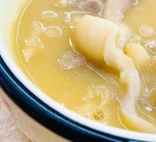 Old Pea and Pig's Trotter Soup