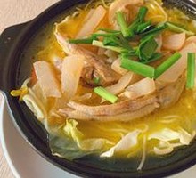 Sour Radish Goose Claw Rice Noodles