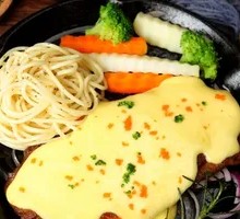 Crab Roe Molten Cheese Steak