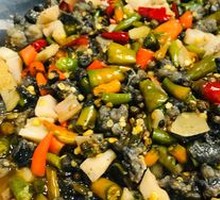 Spicy Pepper Chicken with Screw Chicken