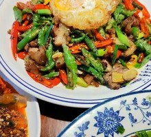 Sautéed Pork Shank with Skin