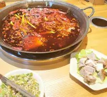 Six-Pointed Plate Braised Beef